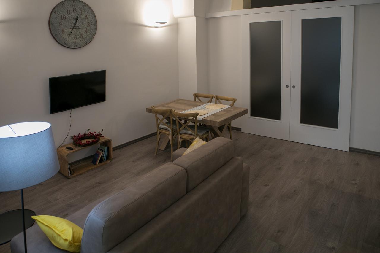 Miklu Luxury Suite Lecce Bagian luar foto
