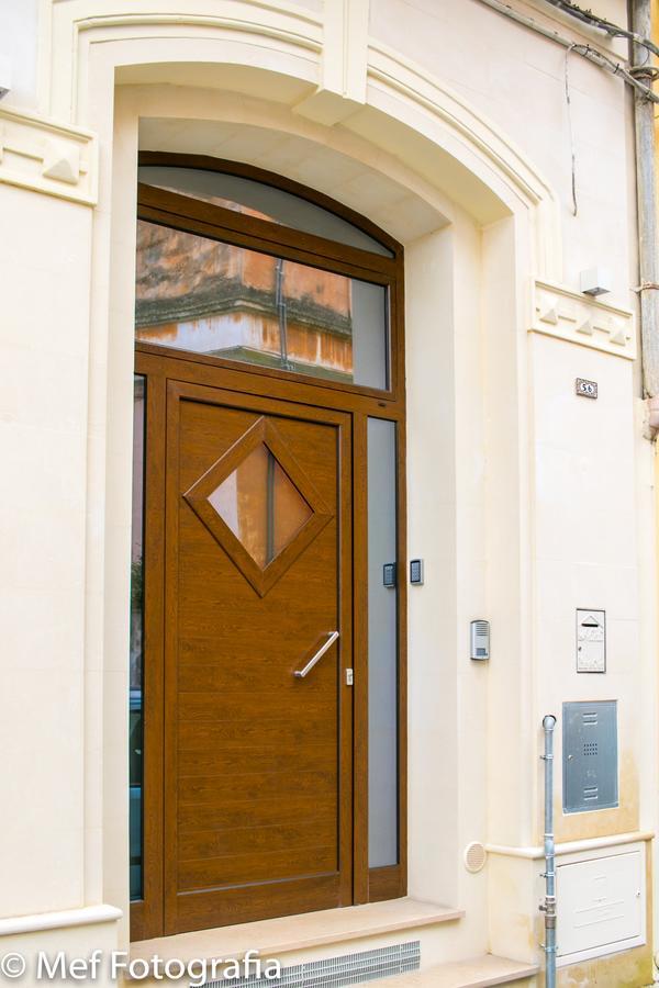 Miklu Luxury Suite Lecce Bagian luar foto